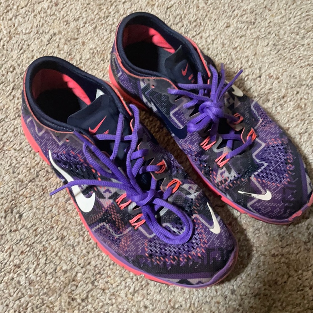 Nike shoes